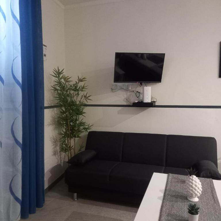 DanyCentralHouse - Two-Bedroom House - 3