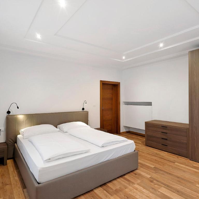 Apartments Mupan St. Vigil - Appartamento Deluxe con 2 Camere da Letto e Vista Giardino - 6