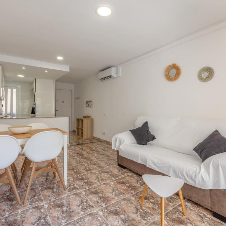 Zaragoza - Apartamento Deluxe de 2 dormitorios con balcón - 8