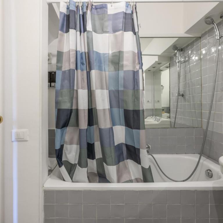 Smart Lodging Sky - One-Bedroom Apartment - 18