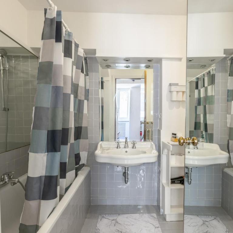 Smart Lodging Sky - One-Bedroom Apartment - 17