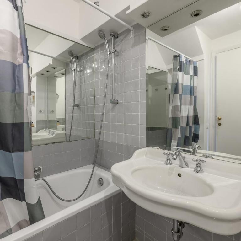 Smart Lodging Sky - One-Bedroom Apartment - 19