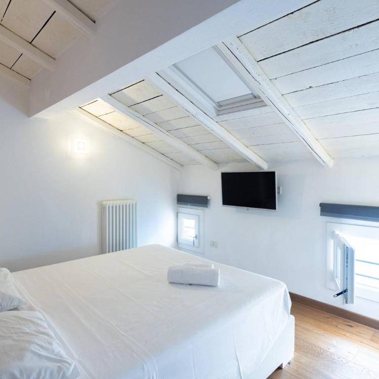 Asinelli, Bologna by Short Holidays - One-Bedroom Apartment - 8