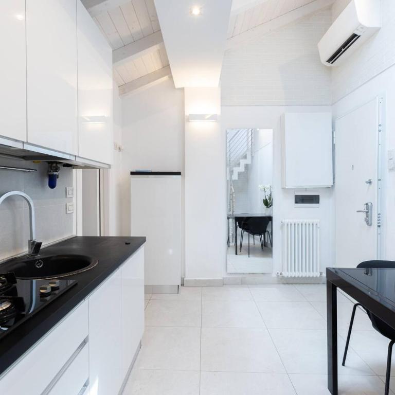 Asinelli, Bologna by Short Holidays - One-Bedroom Apartment - 16