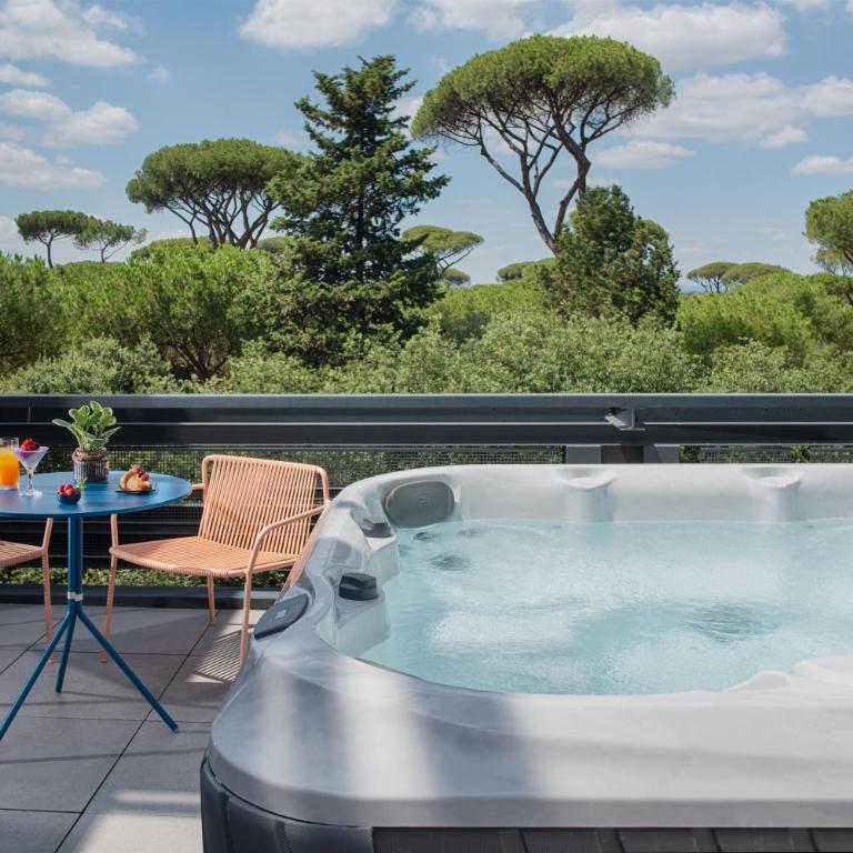 nhow Roma Vittorio Veneto - Nhow Junior Suite Wine and Jacuzzi - 3