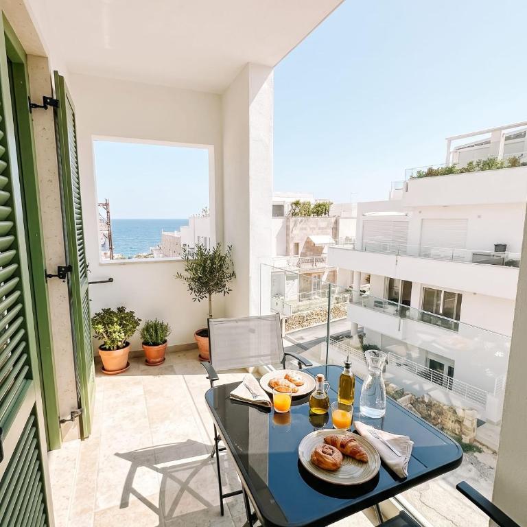 BLUENOTE - Camera Matrimoniale Deluxe con Balcone e Vista Mare - 12
