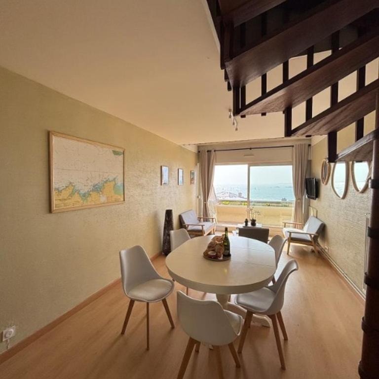 Duplex Saint Malo, front de mer, vue mer, plage, parking avec borne de recharge - Appartement 3 Chambres - 6