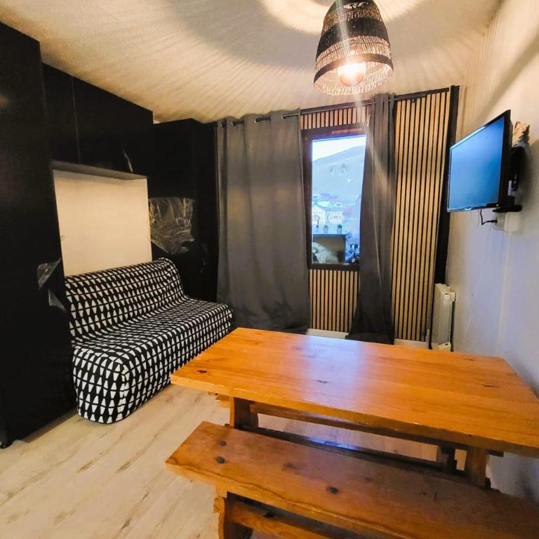 Cosy studio vue montagne, 4 pers, pkg - Appartement - 6