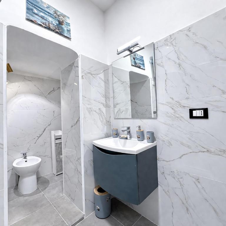 Bright Flat , Air Conditioning , 5 min Train Station - Apartamento de 1 dormitorio - 8