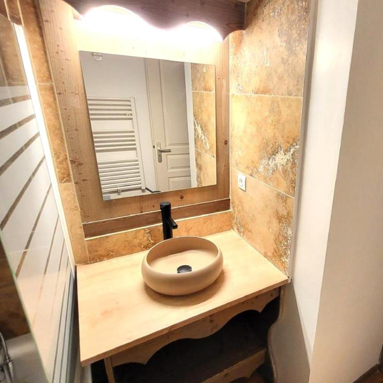 Vue spectaculaire, Appartement T3 pied des pistes, terrasse, parking, 6 pers - Appartement - 14