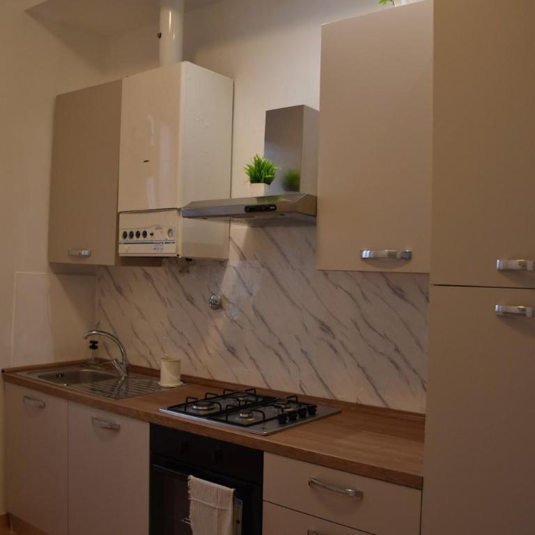 Sunny Apartment - Appartamento con 1 Camera da Letto - 13