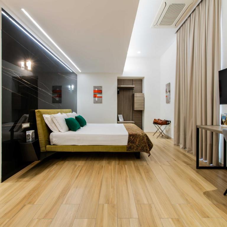 Municipio Luxury Suite - Suite King con Vasca Idromassaggio - 2