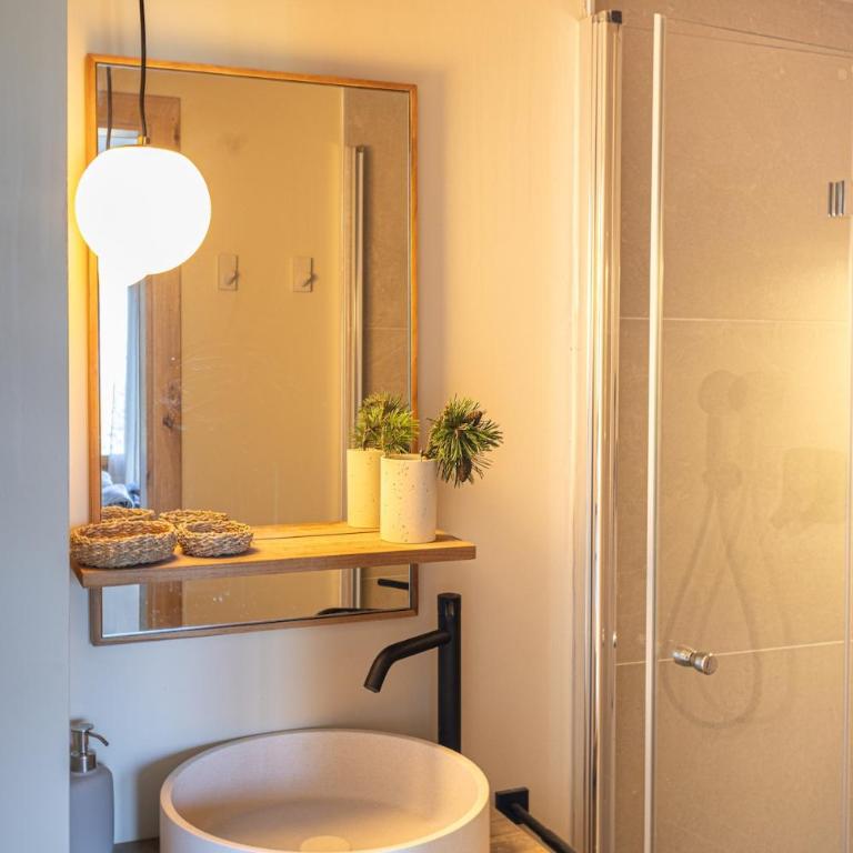"Le chalet dans le ciel" Small, cozy, and peaceful studio with a dream view - Apartment mit 1 Schlafzimmer - 3