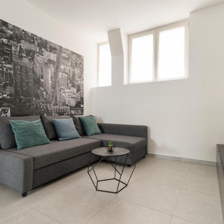 GuestHost - Comfy Stay X4 Tolstoj MM4 - Appartamento con 1 Camera da Letto - 1