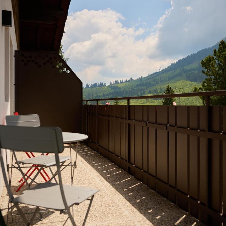 Sirena Carezza Apartments - One-Bedroom Apartment with Balcony and Mountain View - 32
