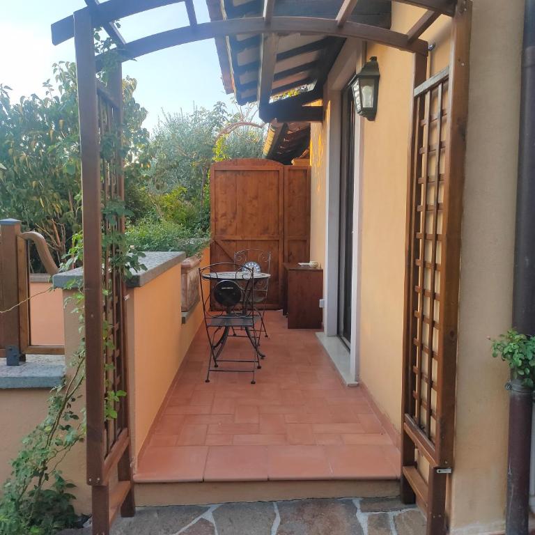 Casa Angolo delle Rose - Appartamento con Vista Giardino - 24