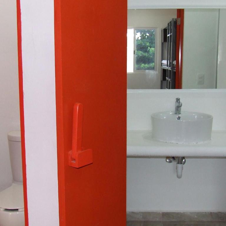 Hostel Humanity - Puerto Morelos - Bed in 8-Bed Mixed Dormitory Room - 2