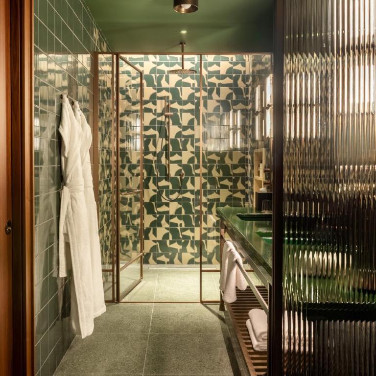 Thompson Rome, By Hyatt - Suite King - 2