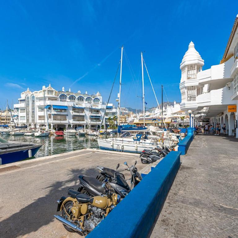 Apartment in Puerto Marina 1 min to the beach - Two-Bedroom Apartment - 2