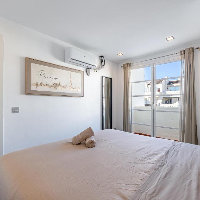 Apartment in Puerto Marina 1 min to the beach - Two-Bedroom Apartment - 18