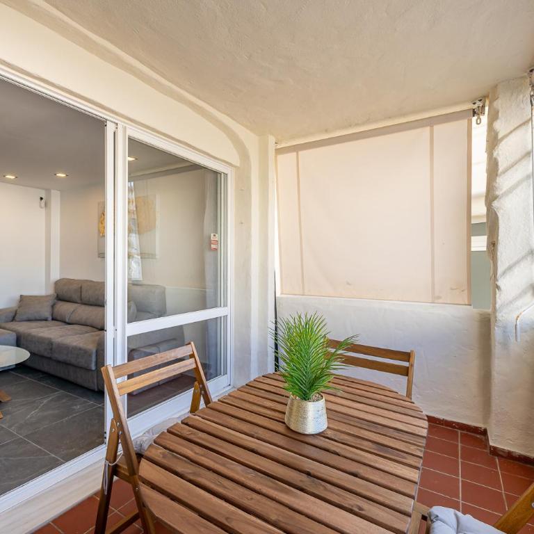 Apartment in Puerto Marina 1 min to the beach - Two-Bedroom Apartment - 17