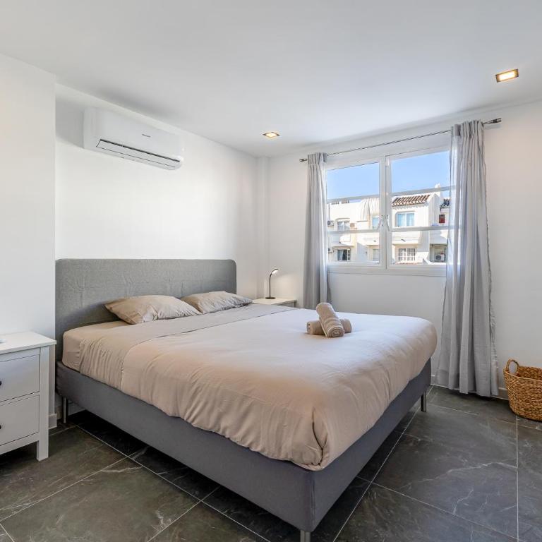 Apartment in Puerto Marina 1 min to the beach - Two-Bedroom Apartment - 7