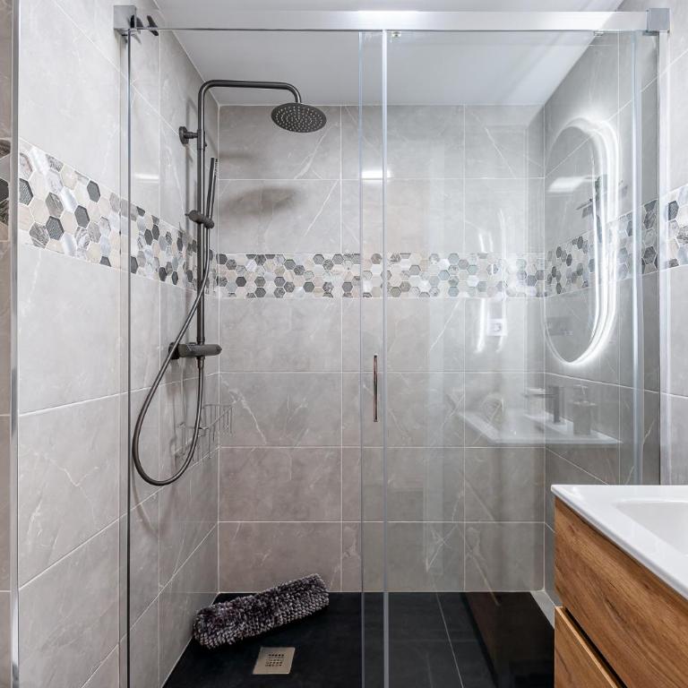 Apartment in Puerto Marina 1 min to the beach - Two-Bedroom Apartment - 25