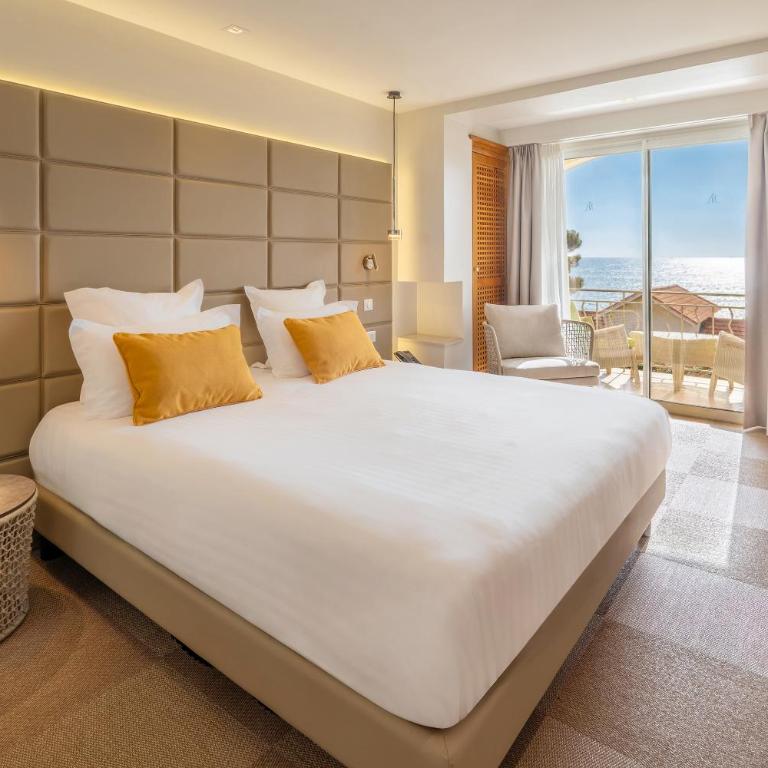 Best Western Premier Montfleuri - Chambre familiale avec terrasse et vue sur la mer - Non-fumeurs - 3