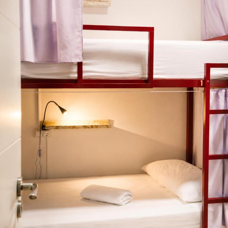 Kite & Surf Nomad House - Cama en habitación femenina compartida de 4 camas - 3