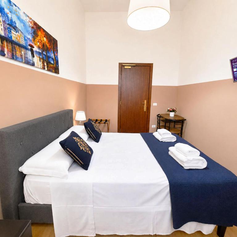 Sweet Life Guesthouse Hospety Group - Camera Matrimoniale Piccola - 3