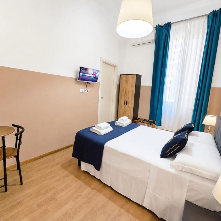 Sweet Life Guesthouse Hospety Group - Camera Matrimoniale Piccola - 9