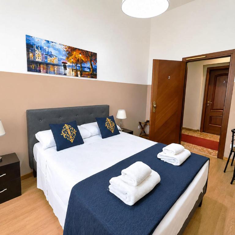 Sweet Life Guesthouse Hospety Group - Camera Matrimoniale Piccola - 1