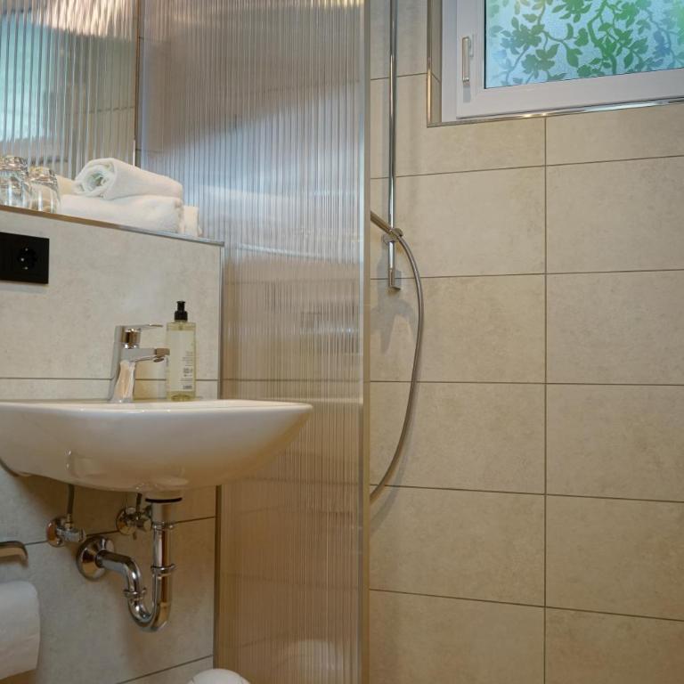 Das Allgäu - Dreibettzimmer mit Terrasse - 7