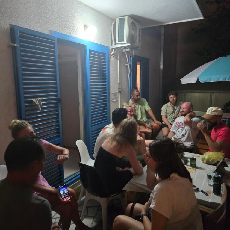 Hostel Budva - Četvorokrevetna Mešovita Spavaonica - 11