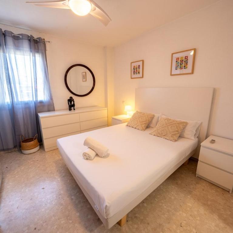 Family Holidays - La Carihuela, Piscina y Parking - Appartamento con 3 Camere da Letto - 18