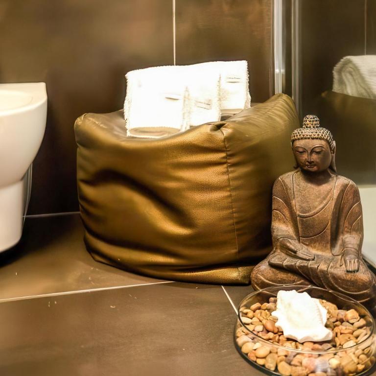 Gold White Exclusive House - Suite Deluxe - 24