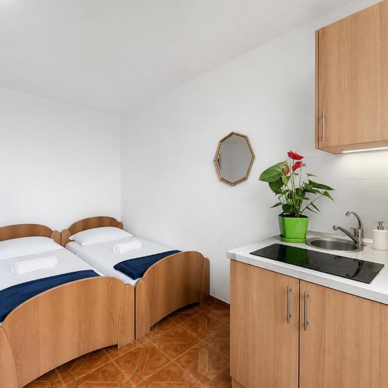 Apartments Buena Vista - Apartment mit 1 Schlafzimmer und Garten - 3