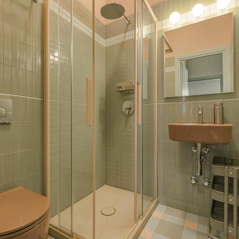 REF 2084 - Cannes Centre Appartement avec balcon à louer - Appartement - 9