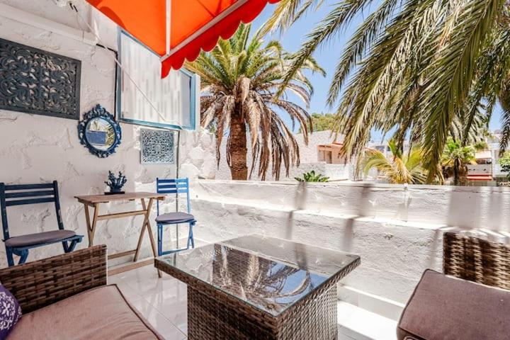 Canarian blue Suite tropical garden view & Pool - Apartamento de 1 dormitorio - 14