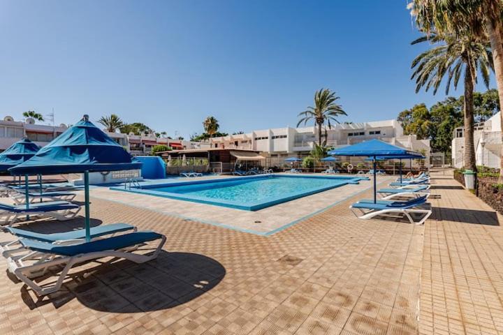 Canarian blue Suite tropical garden view & Pool - Apartamento de 1 dormitorio - 11