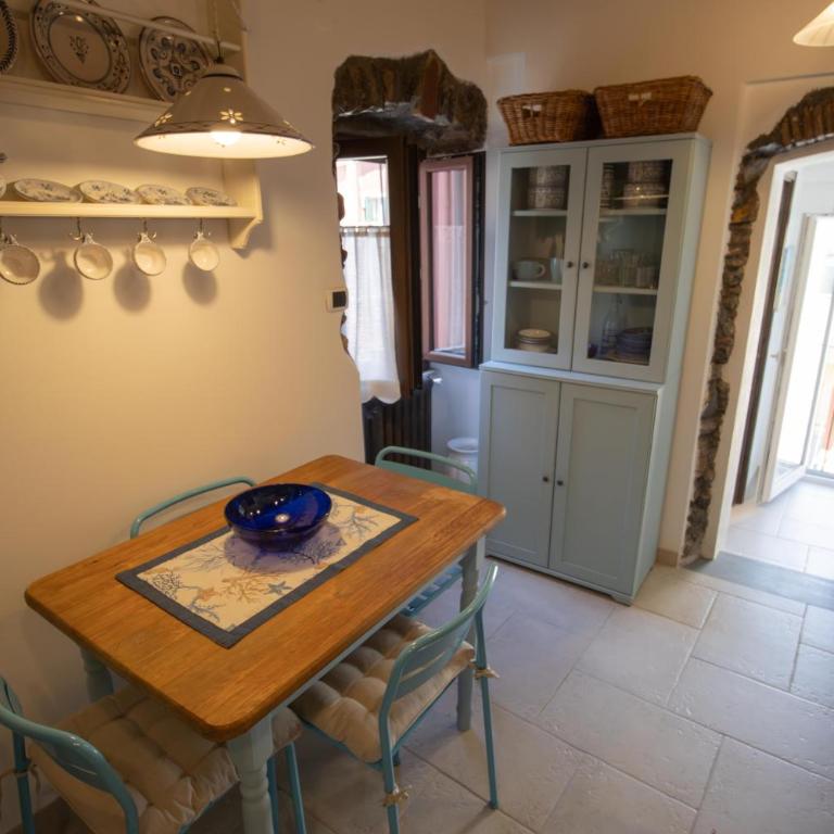 La Casina - One-Bedroom Apartment - 3