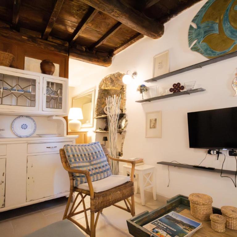 La Casina - One-Bedroom Apartment - 21