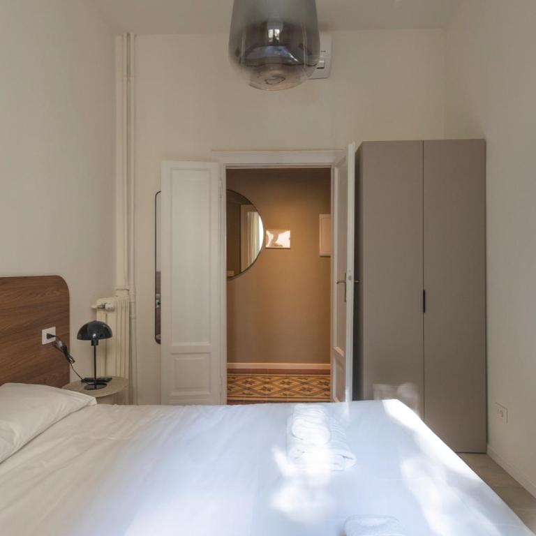 Hotiday Milano Crocetta - Appartamento con 2 Camere da Letto - 4