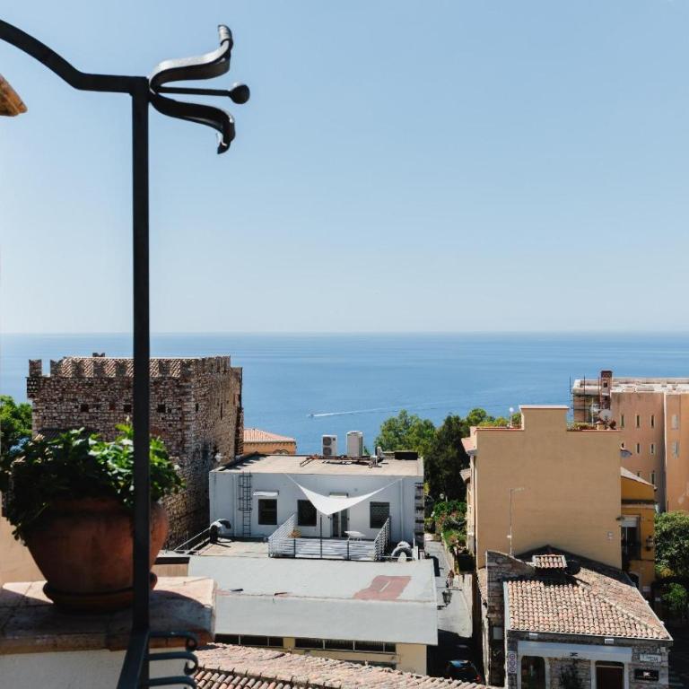 Made To Measure Taormina - Appartamento Premium con 3 Camere da Letto e Balcone - 29