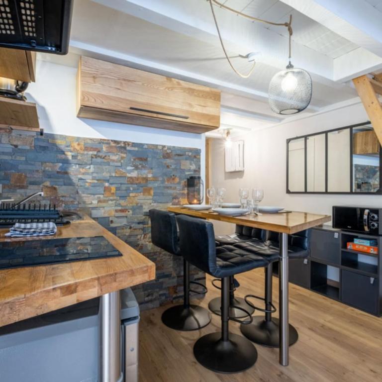 Apt with nice view near the center of Chamonix - Appartement - 10