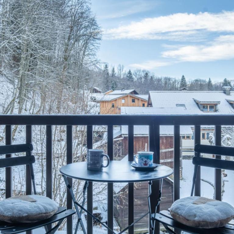 Apt with nice view near the center of Chamonix - Appartement - 24