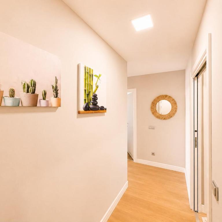 LC Luxury Apartment Terrace & Private Parking - Apartment mit 2 Schlafzimmern, einem Balkon und Meerblick - 14