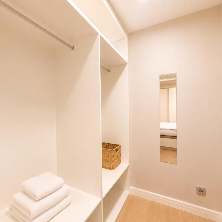 LC Luxury Apartment Terrace & Private Parking - Apartment mit 2 Schlafzimmern, einem Balkon und Meerblick - 16