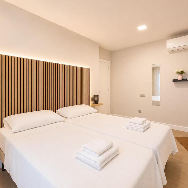 LC Luxury Apartment Terrace & Private Parking - Apartment mit 2 Schlafzimmern, einem Balkon und Meerblick - 19