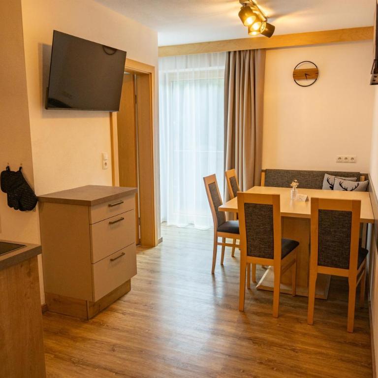 Appartement Bergzeit Gerlos - Apartment mit 3 Schlafzimmern und Dusche - 6